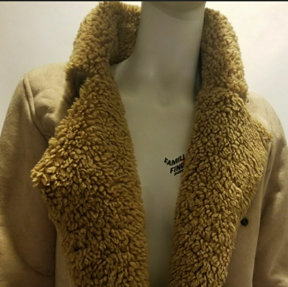 Jacket - Picture 4 of 7